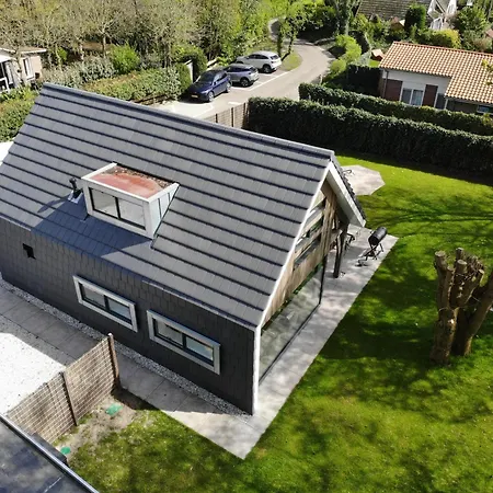 Mooie Gezinsvriendelijke Met Ruime Tuin! *