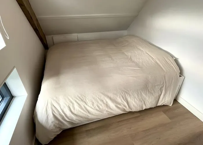 Mooie Gezinsvriendelijke Met Ruime Tuin! *