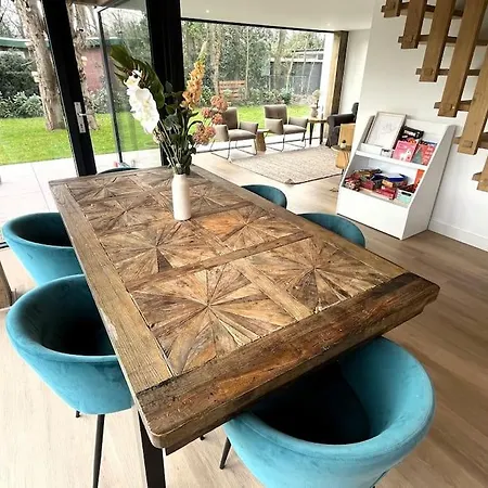 Mooie Gezinsvriendelijke Met Ruime Tuin! بيت للعطل