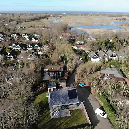 Mooie Gezinsvriendelijke Met Ruime Tuin!