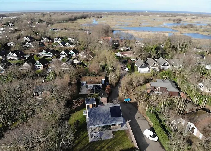 Mooie Gezinsvriendelijke Met Ruime Tuin!